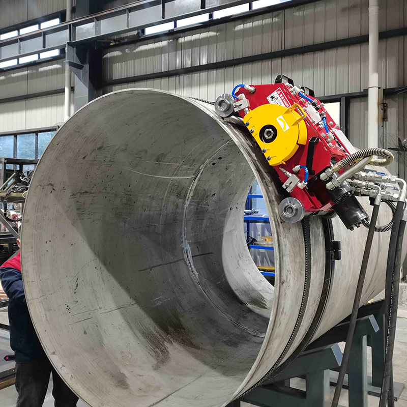 電動爬管式管道切割坡口機現場應用